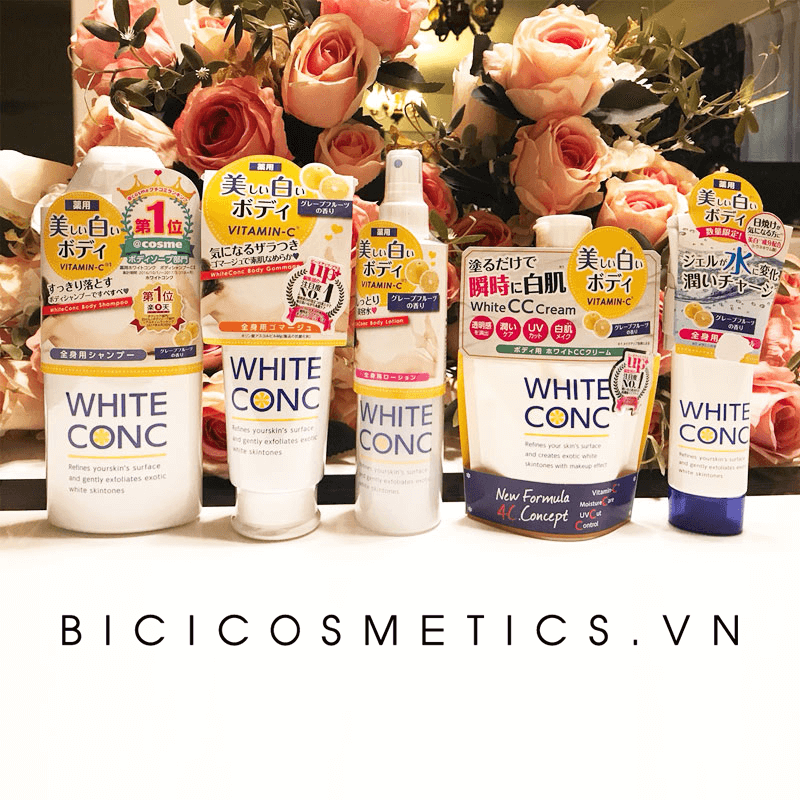 Dòng sản phẩm WHITE CONC,trong đó sản phẩm WHITE CONC tẩy da chết dưỡng trắng đứng thứ 2 từ trái qua.