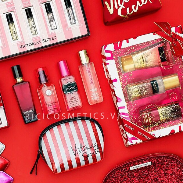 Xịt toàn thân Victoria’s Secret 1