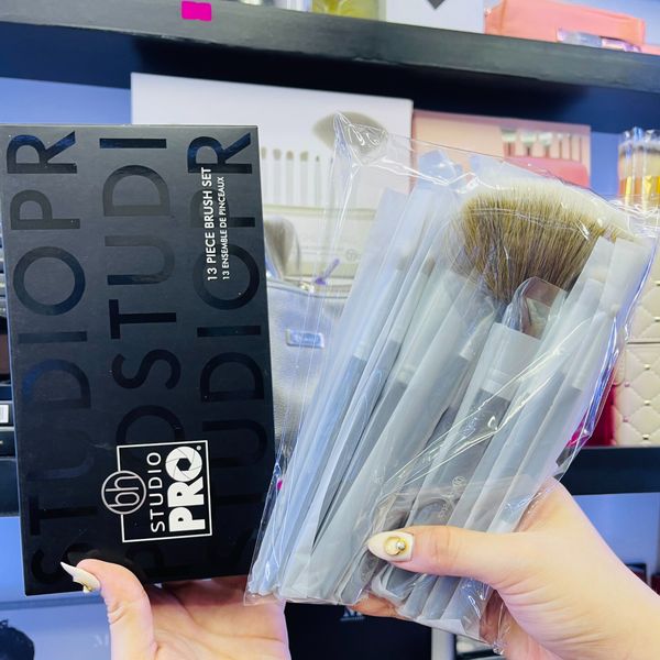  Bộ Cọ 13 Cây Đen BH COSMETICS Studio Pro Brush Set 13 Pieces 