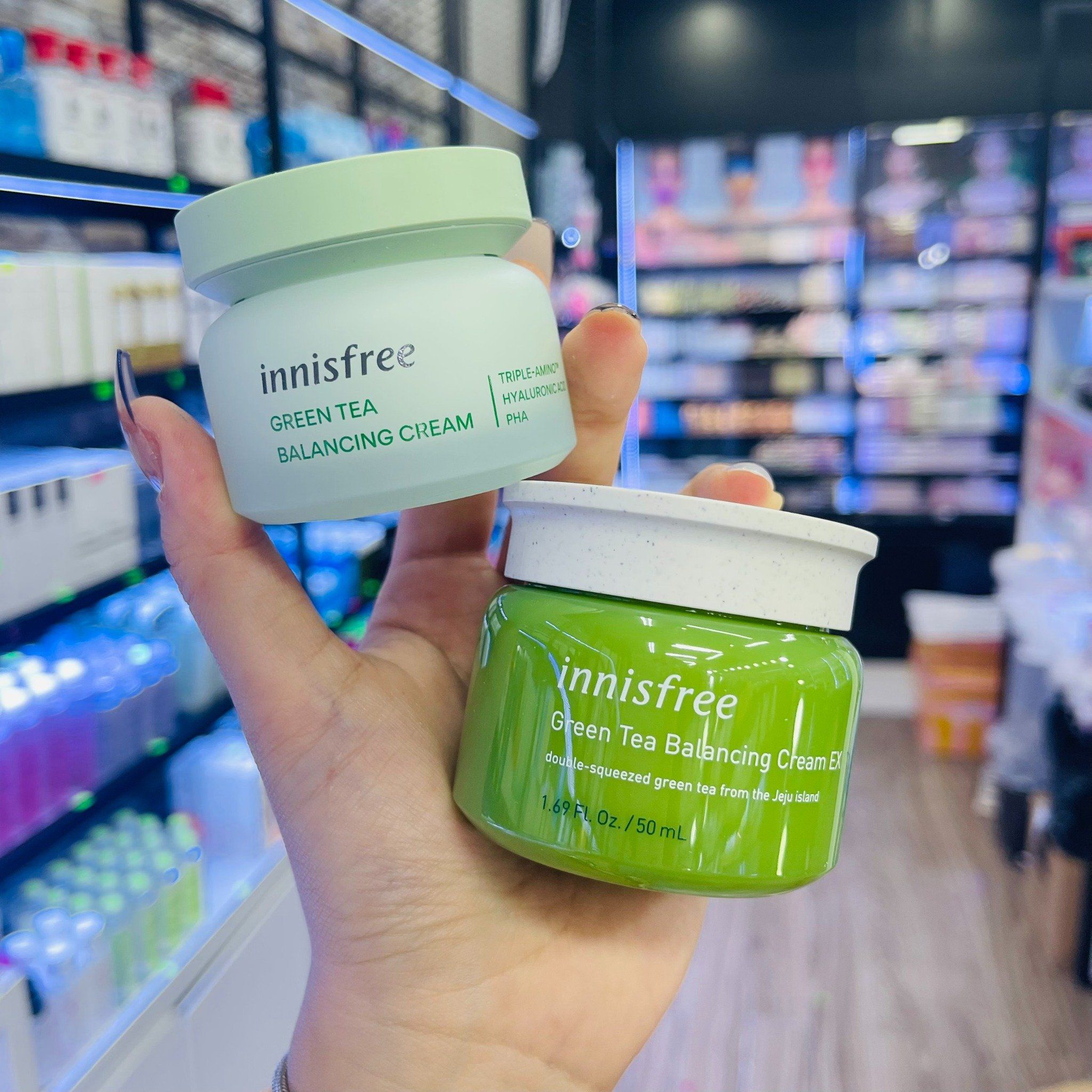  Kem Dưỡng Trà Xanh Cho Da Dầu Mụn INNISFREE Green Tea Balancing Cream EX - 50ml 