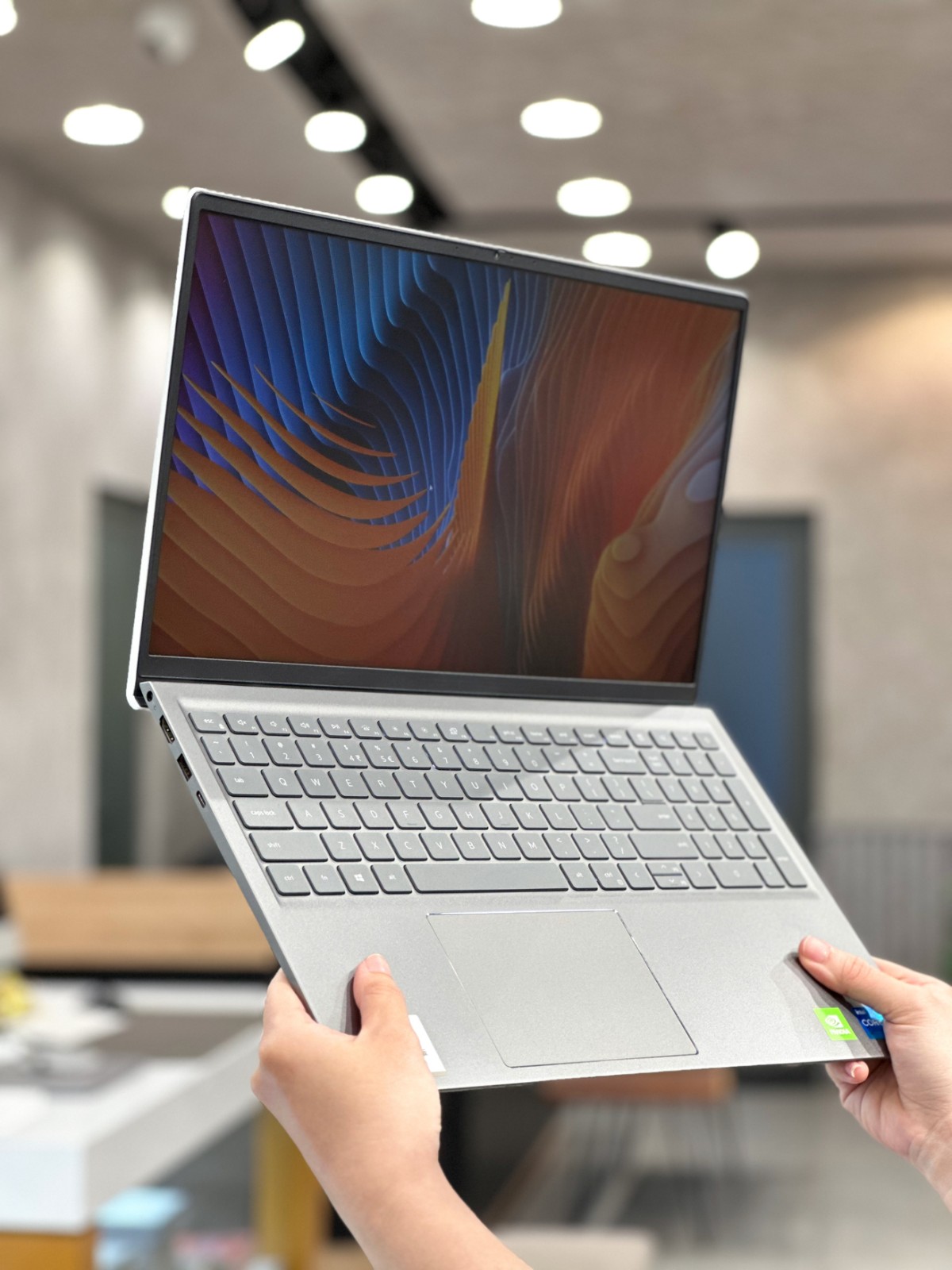 [Open Box] - Dell Inspiron 5510 i5-11320H 16Gb/ 512Gb/ VGA 15.6″ FHD