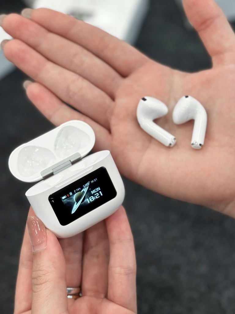 Tai nghe phantom ANC chống ồn, màn Led cảm ứng