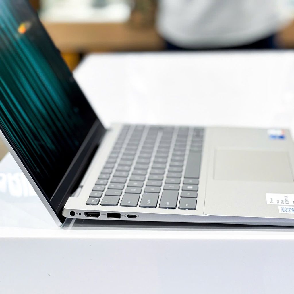 [Open Box] - Dell Inspiron 5430 R1605S i5-1340P/ 16GB/ 512GB/ 14