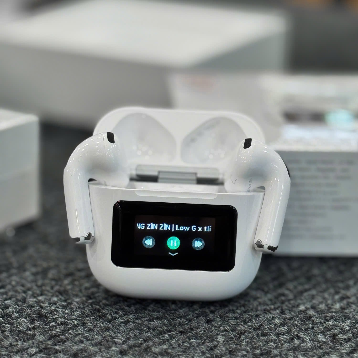Tai nghe phantom ANC chống ồn, màn Led cảm ứng