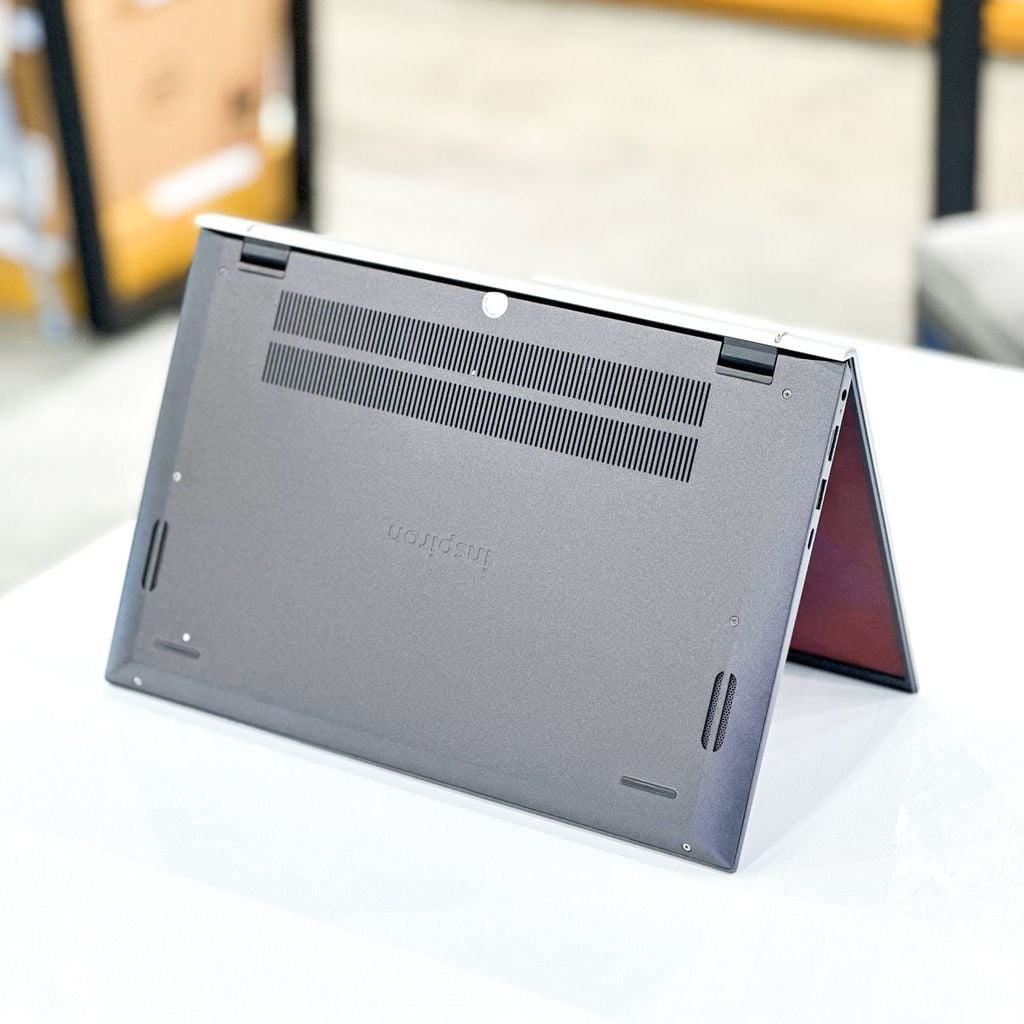 [Open Box] - Laptop Dell Inspiron 5409 i7-1165G7 16GB/ 512GB 14″ FHD