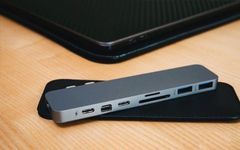 Cổng chuyển Hyperdrive USB-C Pro 8 in 2 Hub