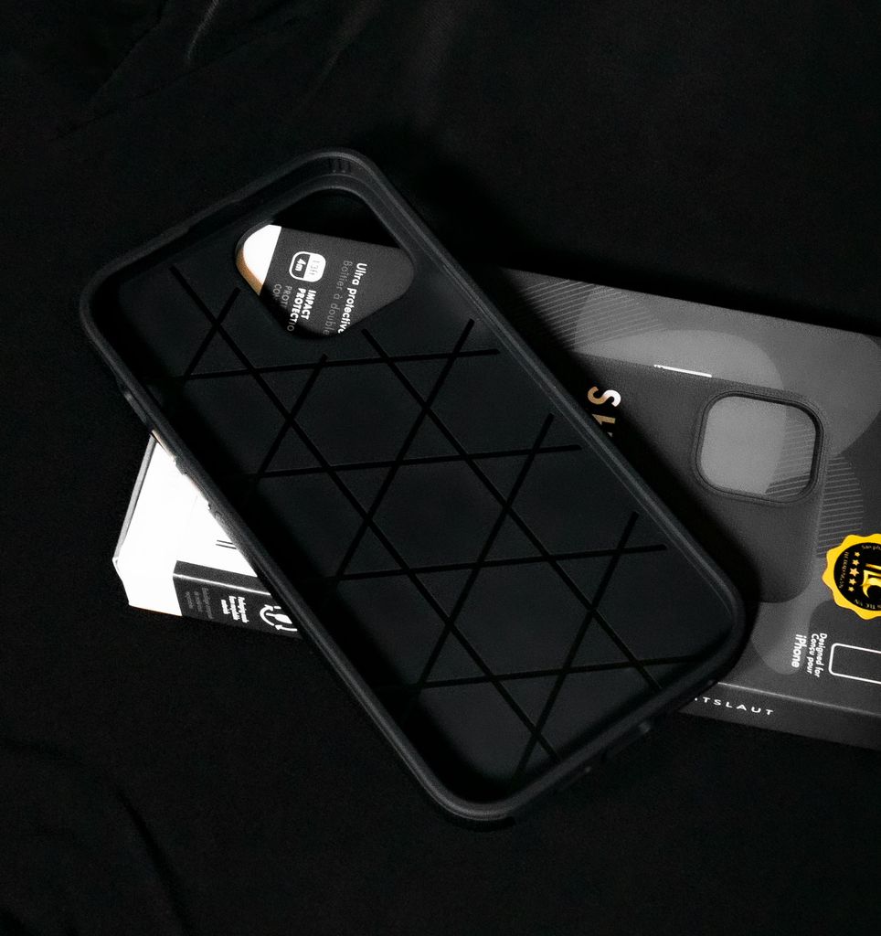 Ốp lưng iPhone 13 Pro Max Laut Shield