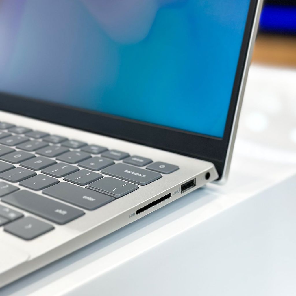 [Open Box] - Dell Inspiron 5420 i7 1260P/ 16GB/ 512GB/ 14
