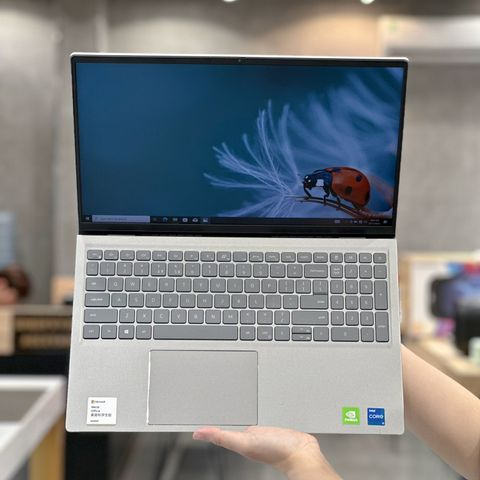 [Open Box] - Dell Inspiron 5510 i7-11370H 16Gb/ 512Gb/ VGA 15.6″ FHD