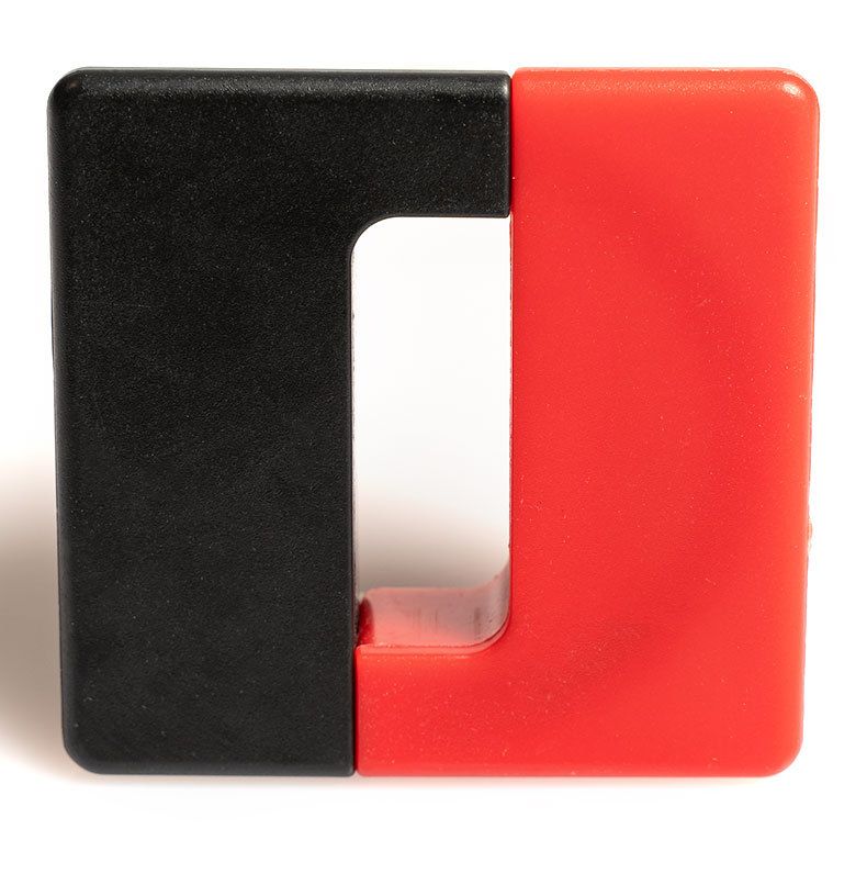 (PKNT-043) Nắp Luồn Dây Điện Hình Vuông Màu Đỏ Đen – Giải Pháp Gọn Gàng Cho Không Gian Làm Việc|Phụ kiện nội thất thông minh