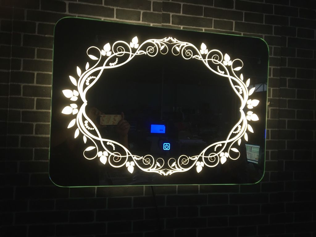 Gương soi đèn Led hình chữ nhật thiết kế theo mẫu