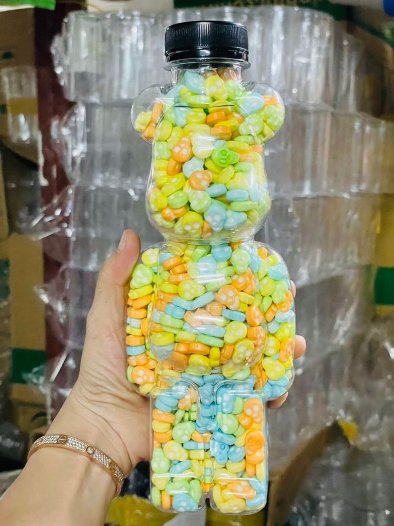 Chai Nhựa PET 250ml  gấu Bearbrick | Chai Nhua pet 250ml gấu Bearbrick