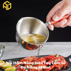 Chiếc Nồi Nhỏ 300ml Inox Tay Cầm Gỗ  