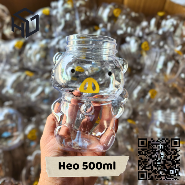 HEO500 - Hủ nhựa PET hình nhân vật Siêu Nhân Lợn ( Heo) in 2 màu biểu cảm vô cùng đáng yêu