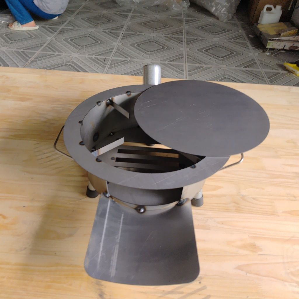 Bếp củi cải tiến Hương Giang siêu bền tròn 40cm chống đen nồi,có ống khói thoát, bệ đỡ củi,hứng tro