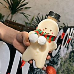 Chai nhựa pet 500ml đựng trà sữa hình bánh quy gừng trang trí giáng sinh có in biểu cảm đáng yêu.
