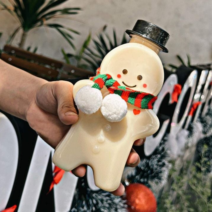Giá Sỉ Chỉ Từ 1 Bành 60 chai nhựa PET Hình Bánh Quy Gừng  500ML - Bình đựng trà sữa,nước ép,bánh kẹo