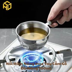 Chiếc Nồi Nhỏ 300ml Inox Tay Cầm Gỗ 