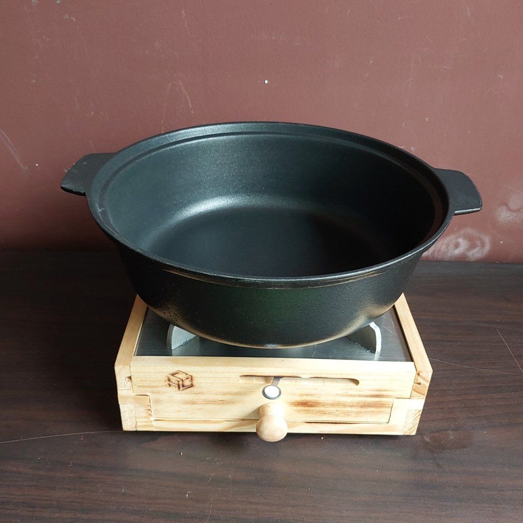 Nồi lẩu nhôm đúc chống dính cao cấp có 6 size lựa chọn dùng cho món kho quẹt, mì cay, nghêu hấp, lẩu...