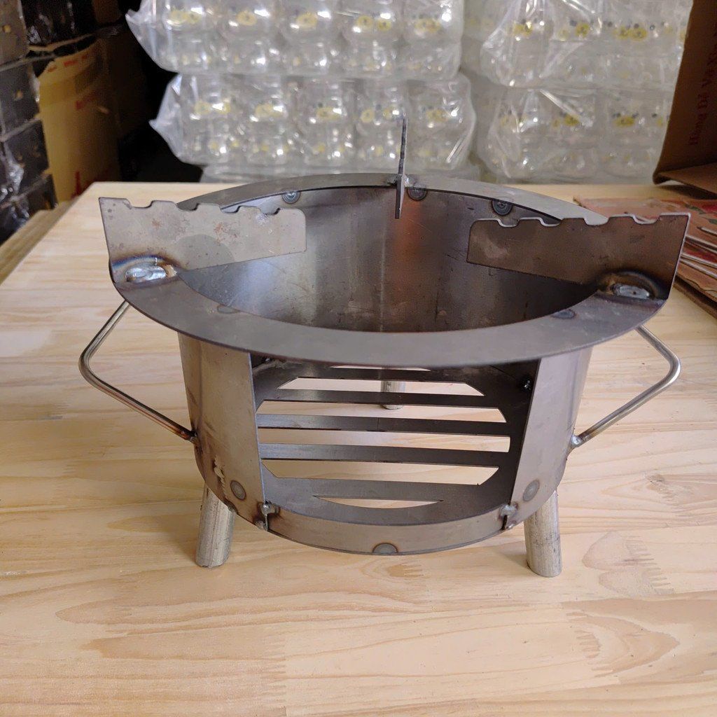Bếp củi cải tiến Hương Giang siêu bền,nặng 1.8kg-Kiềng ông táo chống trượt,quai inox,dùng nướng được