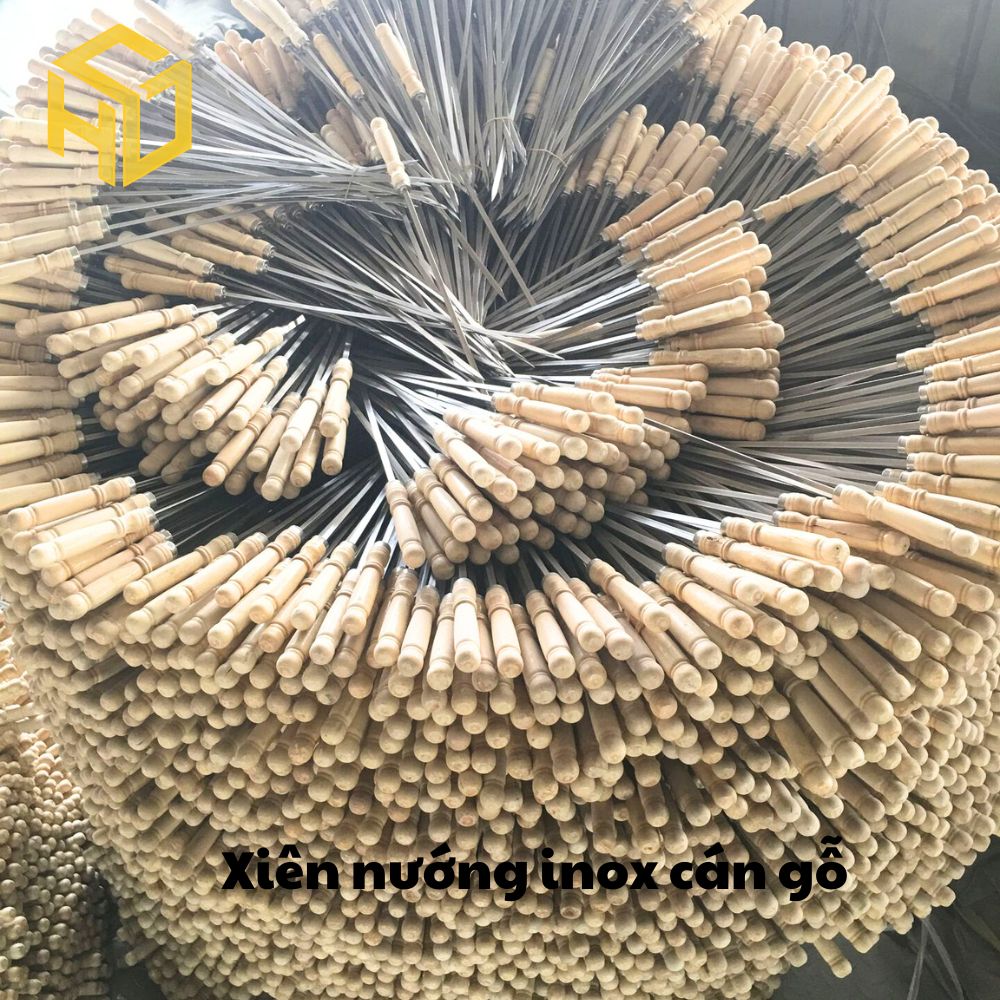 Combo 5 xiên nướng inox cán gỗ chuyên nướng thịt tại bàn, cạnh dẹt giữ chặt thực phẩm, hạn chế xoay