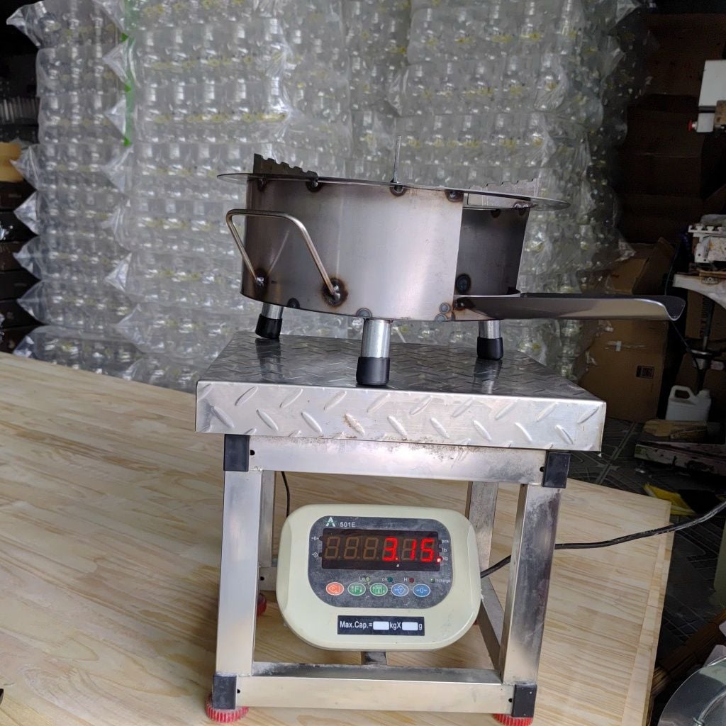 Bếp Củi Cải Tiến Hương Giang 40cm – Siêu Bền, Chống Đen Nồi,Ống Khói Thoát, Bệ Đỡ Củi, Khay Hứng Tro