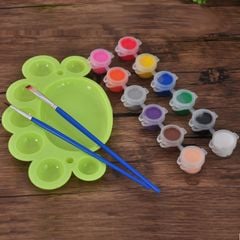 Combo đầy đủ 12 hủ màu acrylic kèm 2 cọ và đính đá tạo điểm nhấn cho nhân vật