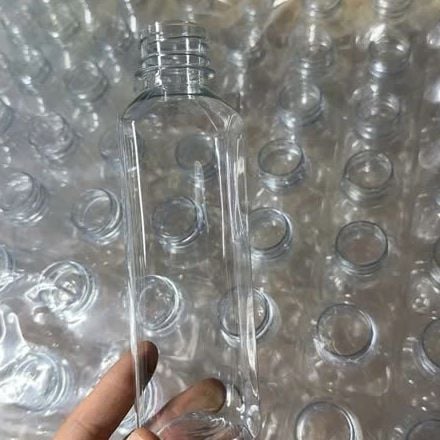 Chai Nhựa Vuông PET Kèm Nắp – Thể Tích 250ml, 330ml, 500ml ✨