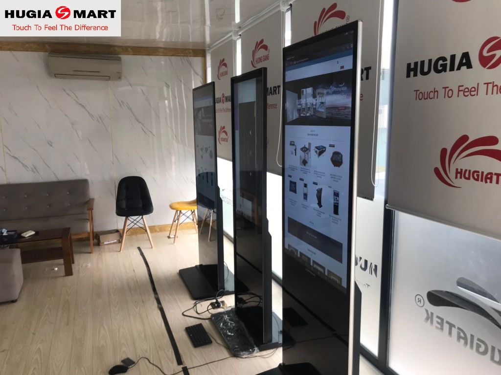 Màn Hình Quảng Cáo Đứng  43 Inch Xoay 90 Độ