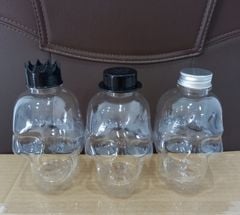 Chai Nhựa PET Đựng Trà Sữa Hình Đầu Lâu 700ml