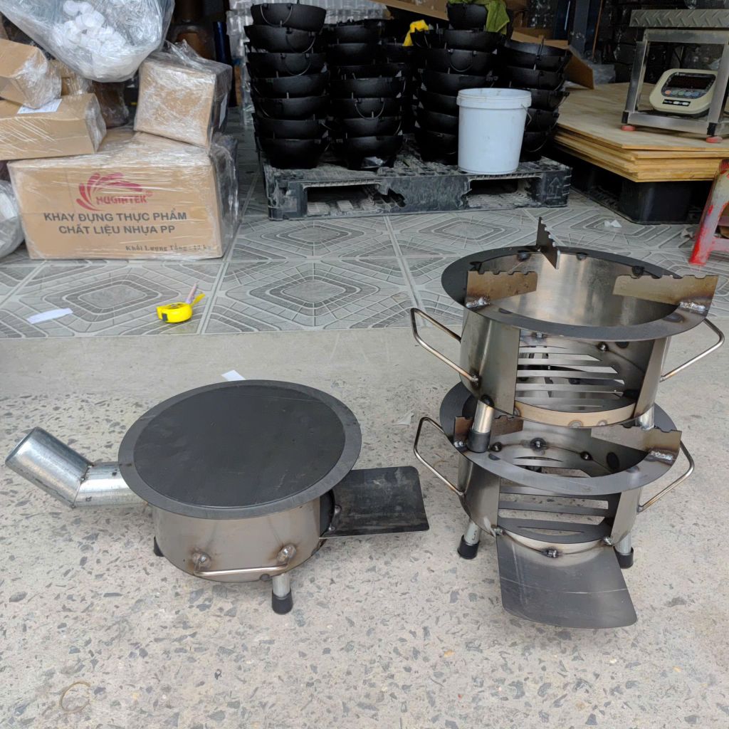 Bếp củi cải tiến HươngGiang siêu bền tròn 30cm nấu -nướng- lẩu có bệ đỡ củi, ống khói, chống đen nồi