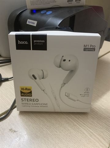 Tai hoco M1 Pro chân Iphone 7