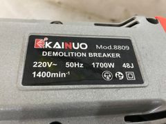 Máy đục bê tông Kainuo KN8809 (1700W)