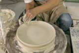  Dĩa bách hoa, thực hiện thủ công, màu men cổ điển phiên bản mới, gốm Thủ Biên, R27cm- SP000483 