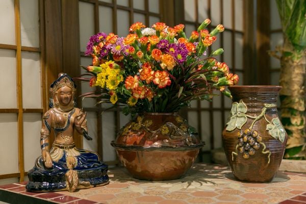  Tượng Quan âm Tara màu xanh cobalt, C25 x R20cm- 010601m032 