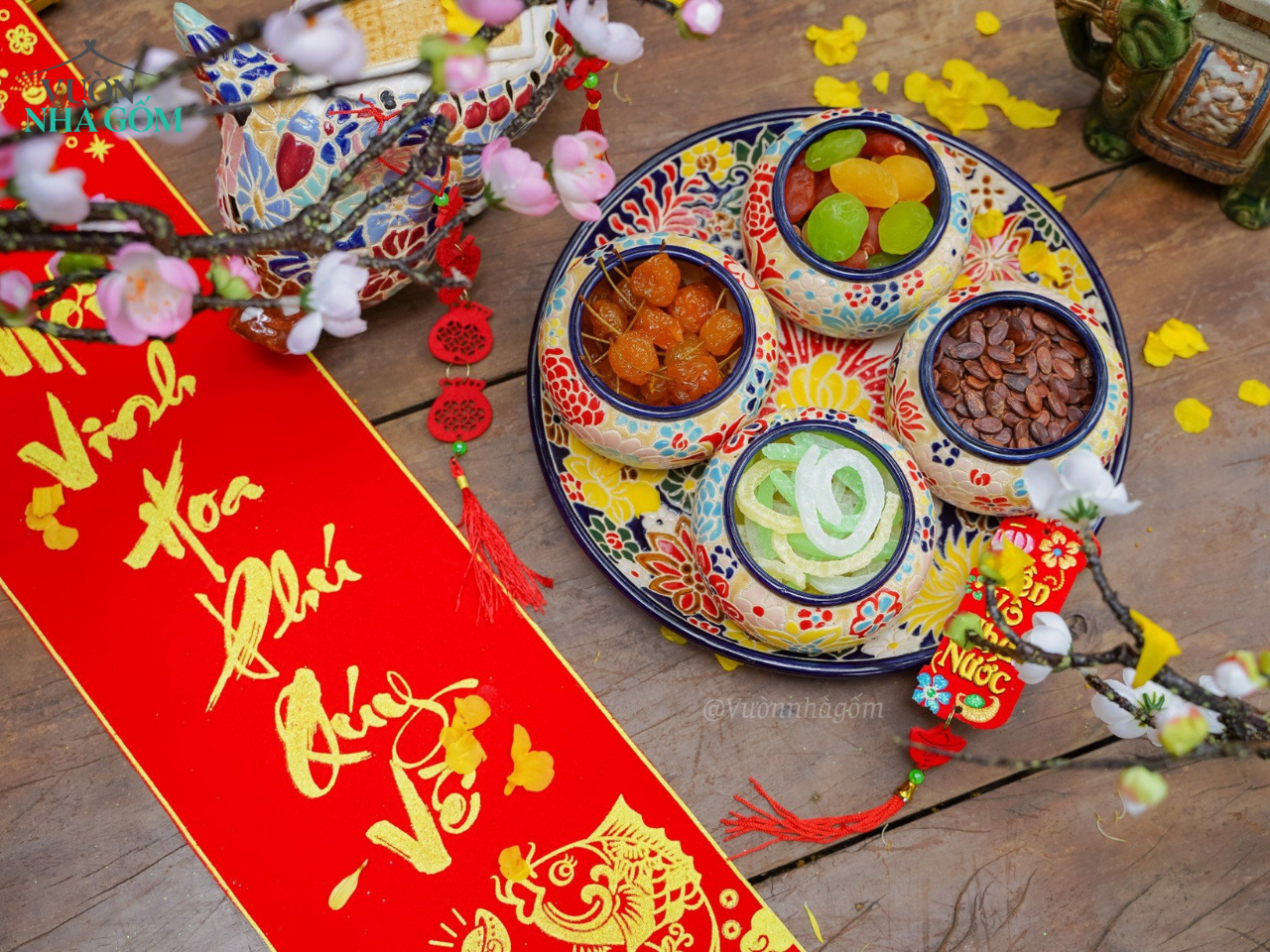  Quà tặng Tết - Bộ Dĩa và Hủ Gốm thủ công khắc Bách Hoa phú quý, quà tặng như ý - SP002161 