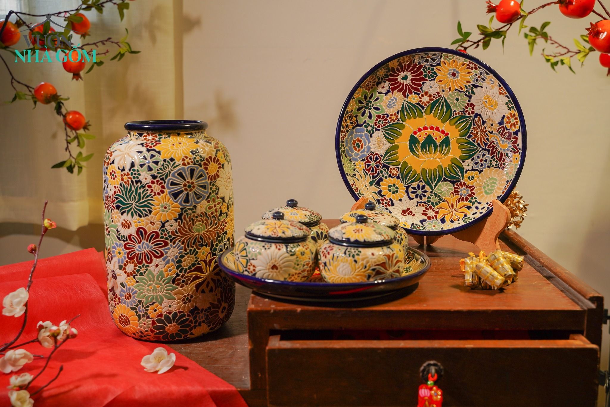 Quà tặng Tết - Bộ Dĩa và Hủ Gốm thủ công khắc Bách Hoa phú quý, quà tặng như ý - SP002161 