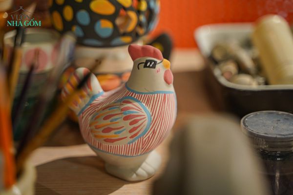  Gà trống, gà mái vẽ họa tiết đặc biệt (Con) - SP002822 