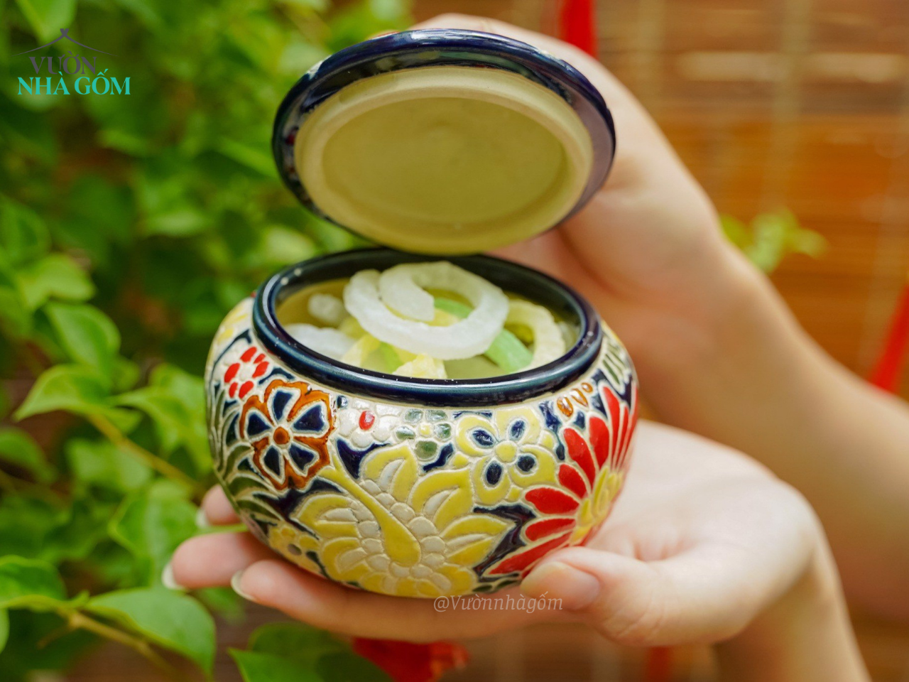  Quà tặng Tết - Bộ Dĩa và Hủ Gốm thủ công khắc Bách Hoa phú quý, quà tặng như ý - SP002161 