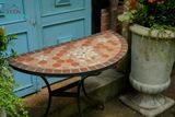  Bàn bán nguyệt gạch cam viền nâu, gốm Mosaic, R45xD90cm- 0824b1n122 