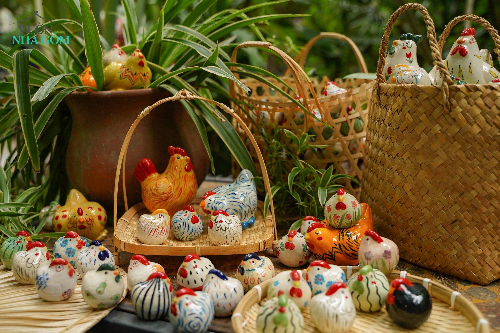 Gia đình Gà gốm ngộ nghĩnh, gốm quà tặng cao cấp, gốm thủ công độc quyền Vuonnhagom.studio