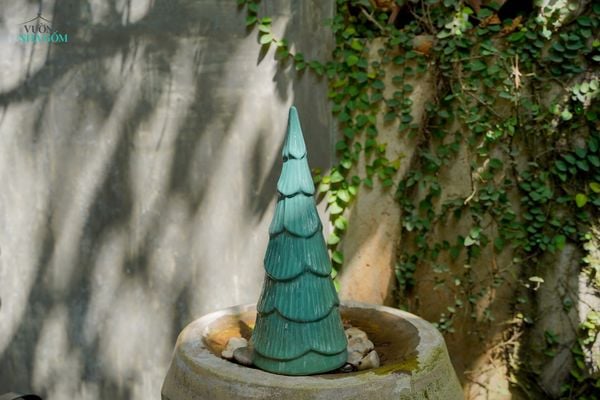  Cây thông Noel trơn men trắng và xanh lá, H35- 001332 