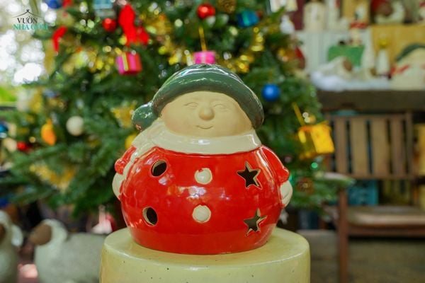  Tượng cậu bé Giáng sinh mũm mĩm nón xanh lọng, H25cm-  001373 