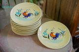  Dĩa dẹt vẽ gà, không viền, hoa xanh - Gốm Lái Thiêu Nam Bộ, R20 x C2 cm- SP002122 
