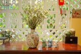  Bình bầu khắc thủ công hoạ tiết bách hoa, gốm Thủ Biên, H28cm -1004h3b1350 