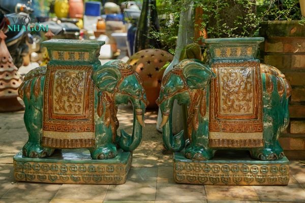  Đôn voi ma mút xanh lá vòi xuống (D60xR30xC63), Gốm Nam Bộ- SP002276 