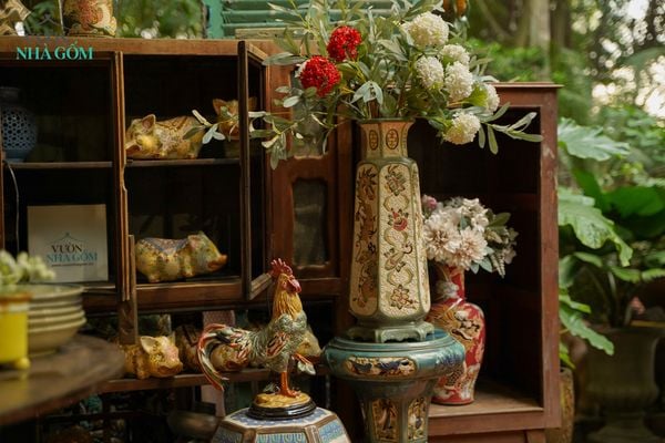  Bình mỹ nghệ Lục giác hoạ tiết Rồng và Tứ bửu, gốm thủ công Nam bộ, H60cm- SP000117 