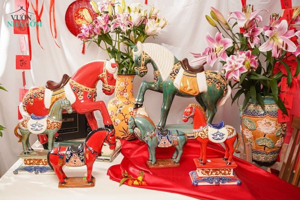  Sắc Xuân Ất Tỵ | Tượng Linh Vật Gốm Mỹ Nghệ Nam Bộ, Sức Mạnh Thiên Nhiên Trong Không Gian Nhà Ngày Tết 