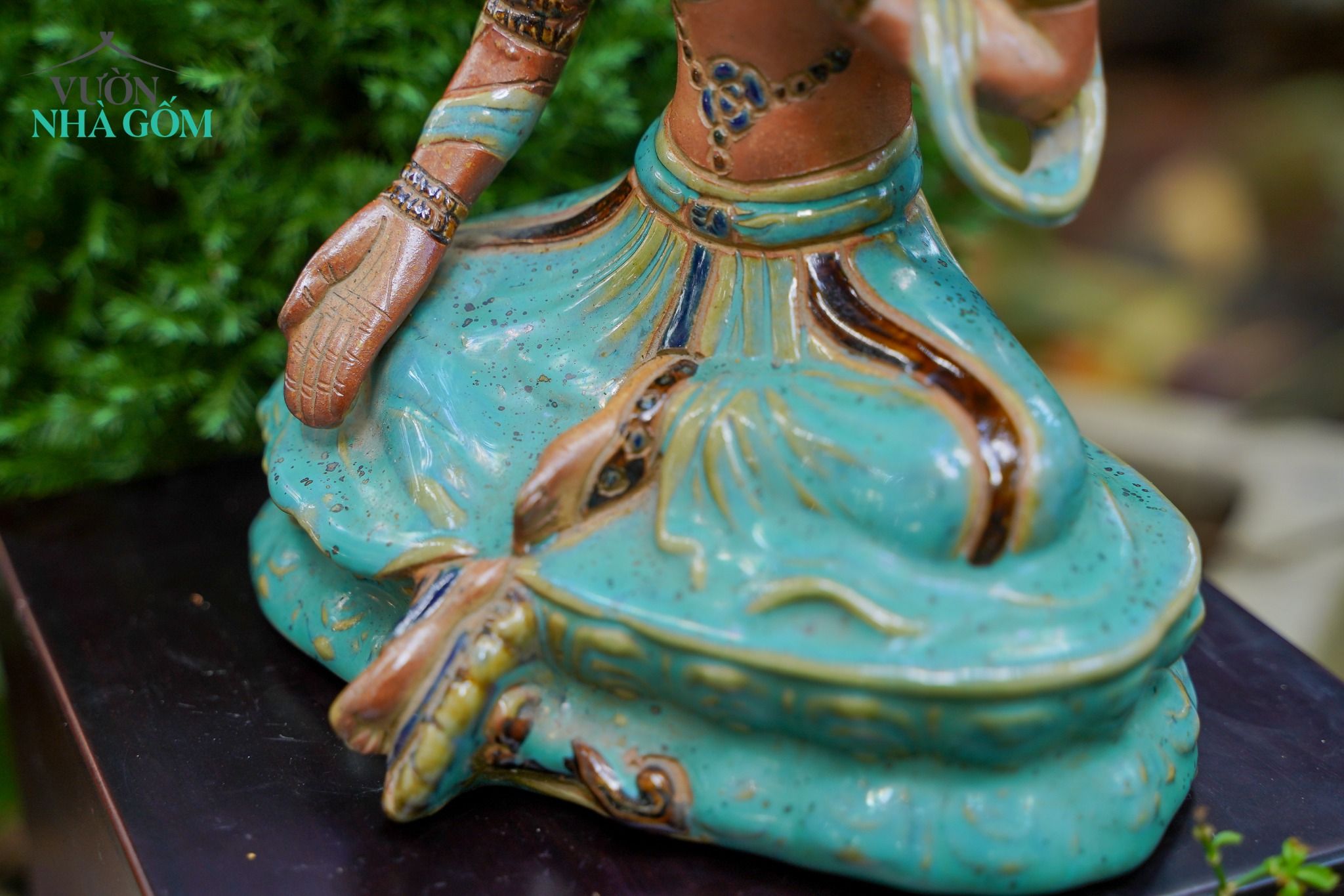  Tượng Quan âm Tara màu xanh đồng, C25 x R20cm- 010601m031 