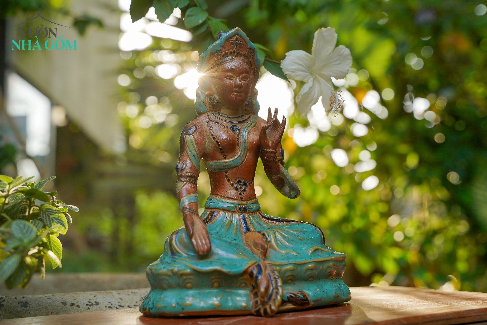  Tượng Quan âm Tara màu xanh đồng, C25 x R20cm- 010601m031 